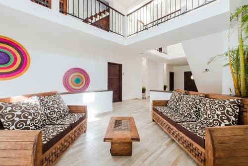 Villas Picalu Studios & Suites, Reception