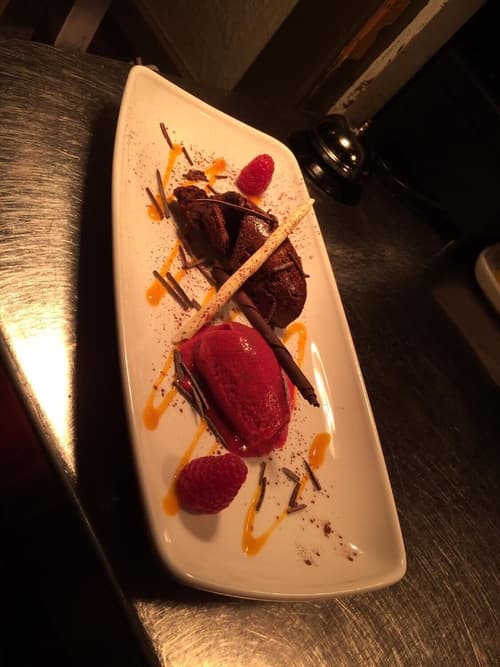 Riccarton Inn, Restaurant