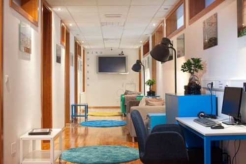 Hostel Bureau, Lobby