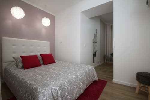 Alfama Right Point, Room