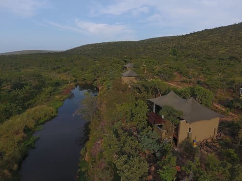 Inzalo Safari Lodge, Primary image