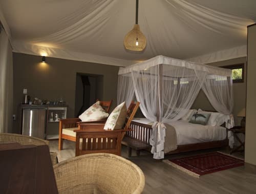 Inzalo Safari Lodge, Room