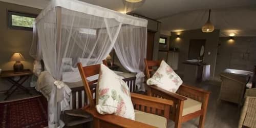 Inzalo Safari Lodge, Room