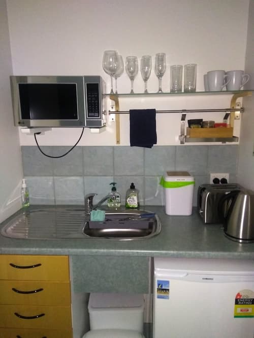 Banksia Park Estate, Private kitchenette