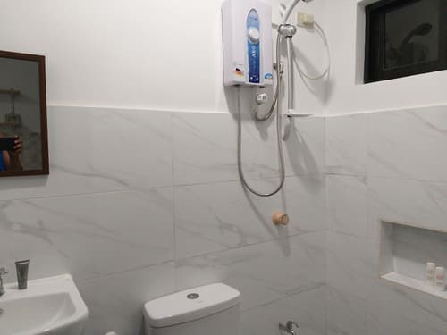 Lighthouse Apartment and Guest Inn, Bathroom amenities