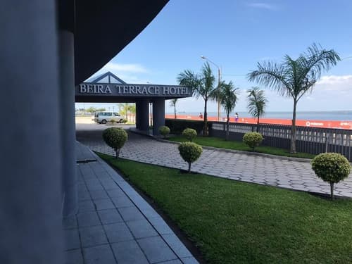 Beira Terrace Hotel, Property grounds