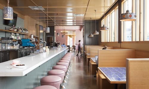 East Austin Hotel, Restaurant