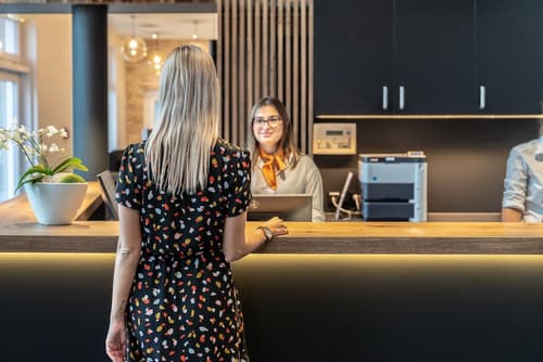 Augsburg Hotel Sonnenhof, Reception