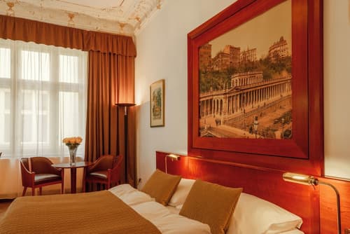 Hotel Golden Lamb, Room