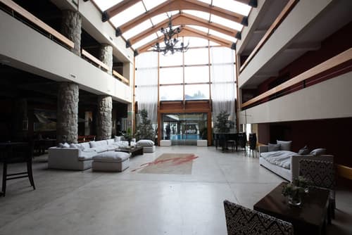 Cacique Inacayal Lake & Spa Hotel, Lobby