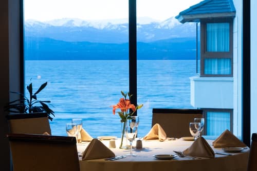 Cacique Inacayal Lake & Spa Hotel, Restaurant