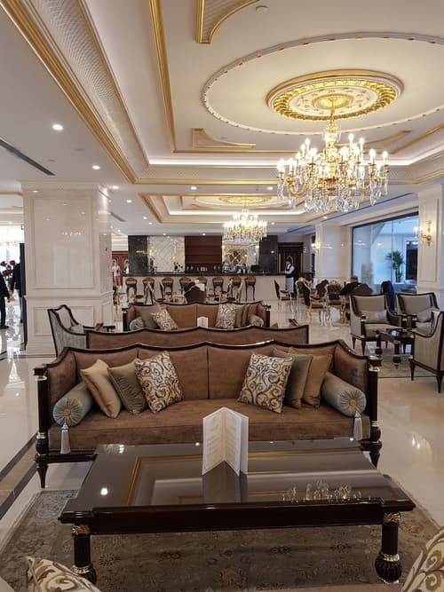 Ottoman's Life Hotel Deluxe, Lobby lounge