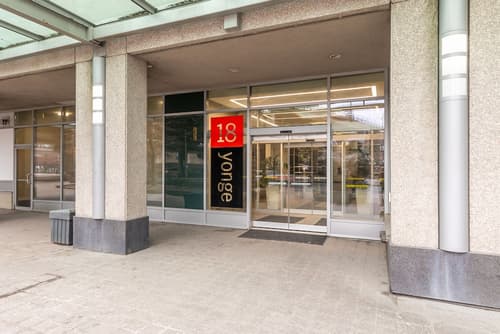 Yonge Street Downtown Toronto Condos, Primary image