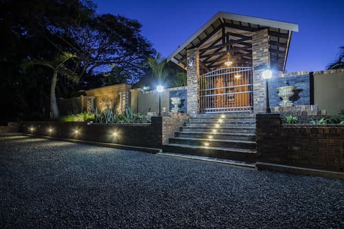 St Lucia Livingston Lodge, Primary image