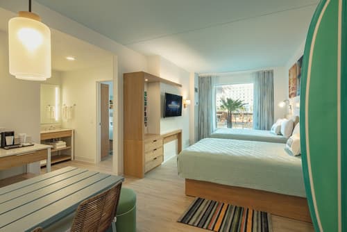Universal's Endless Summer Resort - Dockside Inn and Suites, Room