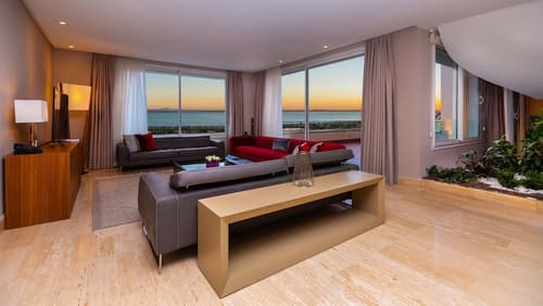 ADAM Hotel Suites, Primary image