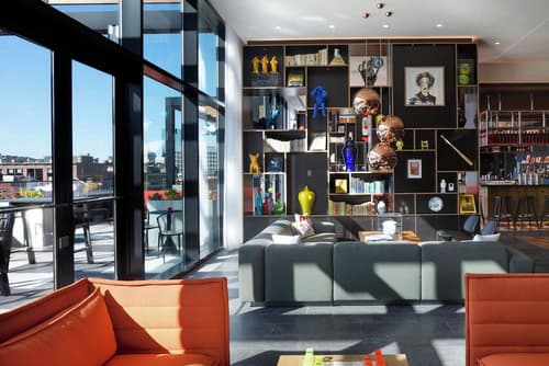 citizenM Boston North Station, Lobby