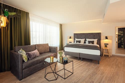 Holiday Inn - the niu, Crusoe Bremen Airport by IHG, Room