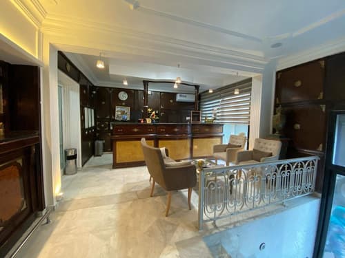 Hôtel Le Calife, Reception