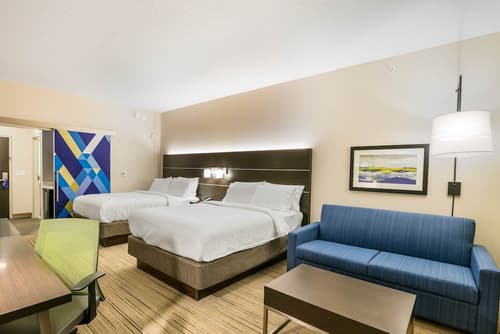 Holiday Inn Express & Suites Jacksonville - Town Center by IHG, Room