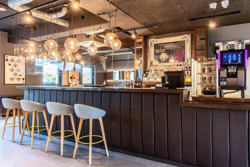 Premier Inn Heidelberg City Bahnstadt, Bar (on property)