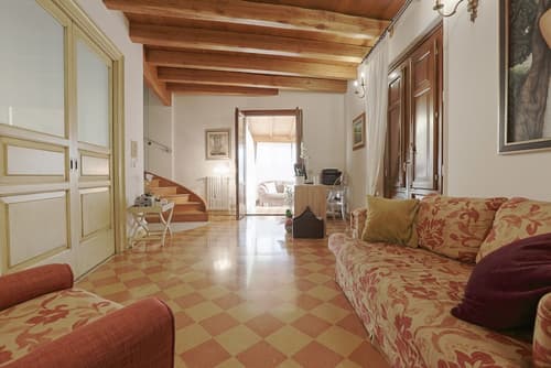 Atenea Luxury Suites, Reception