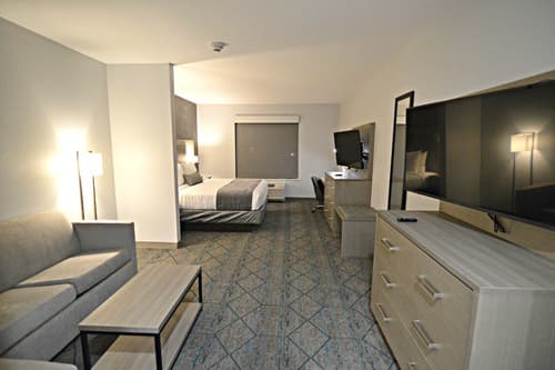 Best Western Plus Executive Residency Oklahoma City I-35, Room
