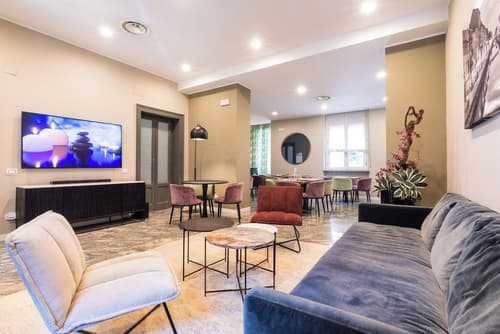 Martini Suite, Lobby sitting area