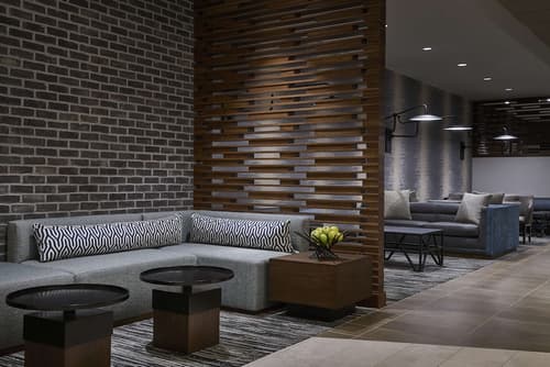 Hyatt Place Wilmington Riverfront, Lobby