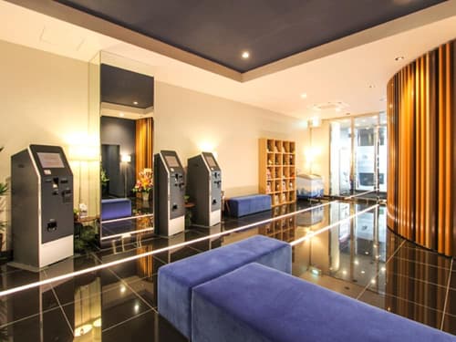 Hotel Livemax Osaka Yodoyabashi, Lobby sitting area