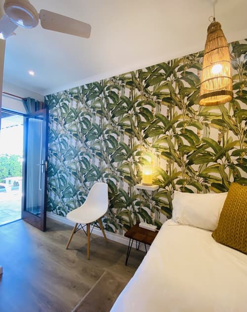 Dolphin Circle B&B, Room