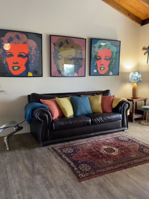 Dolphin Circle B&B, Reception