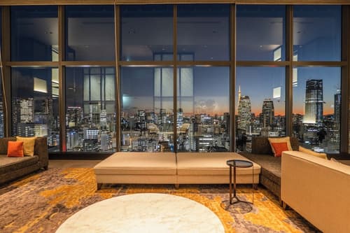 The Blossom Hibiya, Lobby