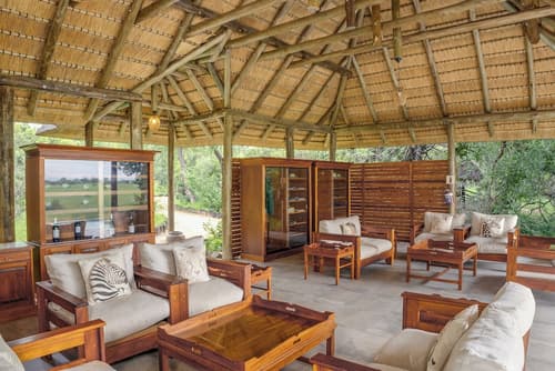 Tangala Safari Camp, Lobby sitting area