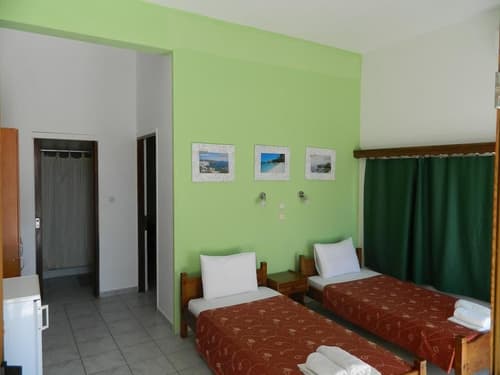 Asteri Studio's, Room