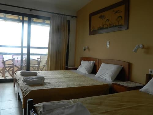 Asteri Studio's, Room