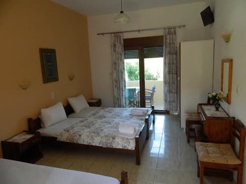 Asteri Studio's, Room