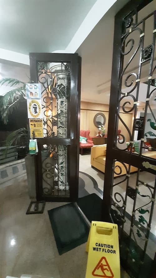 Casa Micarosa Hotel and Residences, Reception