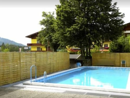 Hotel Beretta, Outdoor pool