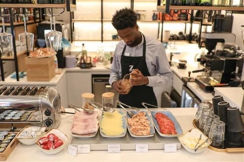 The Z Hotel Shoreditch, Breakfast buffet