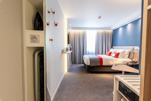 Holiday Inn Express Bordeaux - Lormont by IHG, Room