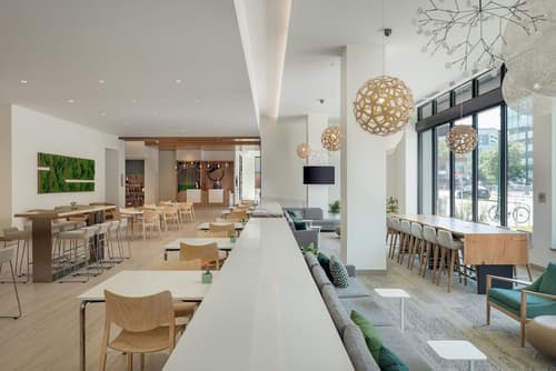 Element Denver Downtown East, Lobby lounge