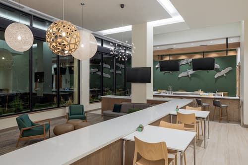 Element Denver Downtown East, Lobby lounge