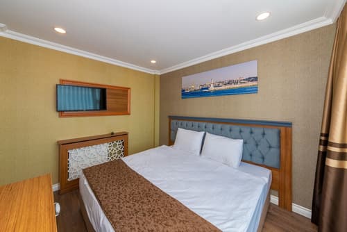 GoldenSand Hotel, Room