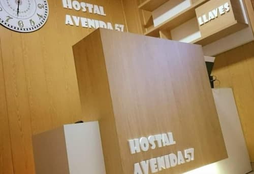 Hostal avenida 57, Reception