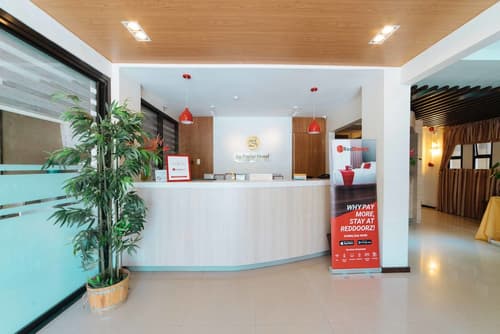 RedDoorz Plus @ Poblacion District Davao, Reception