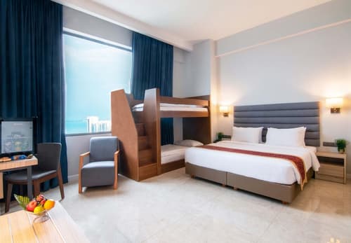 Hompton by the Beach Penang, Room