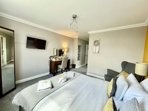 Bojangles Guest House, Room