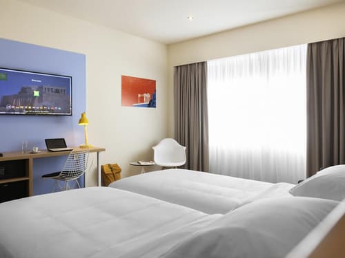 ibis Styles Athens Routes, Room