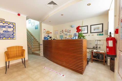 Villa Marquez, Reception